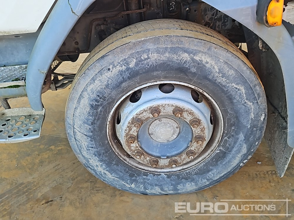 شاحنات قابلة للفك شاحنة 2008 DAF LF55.220: صور 9