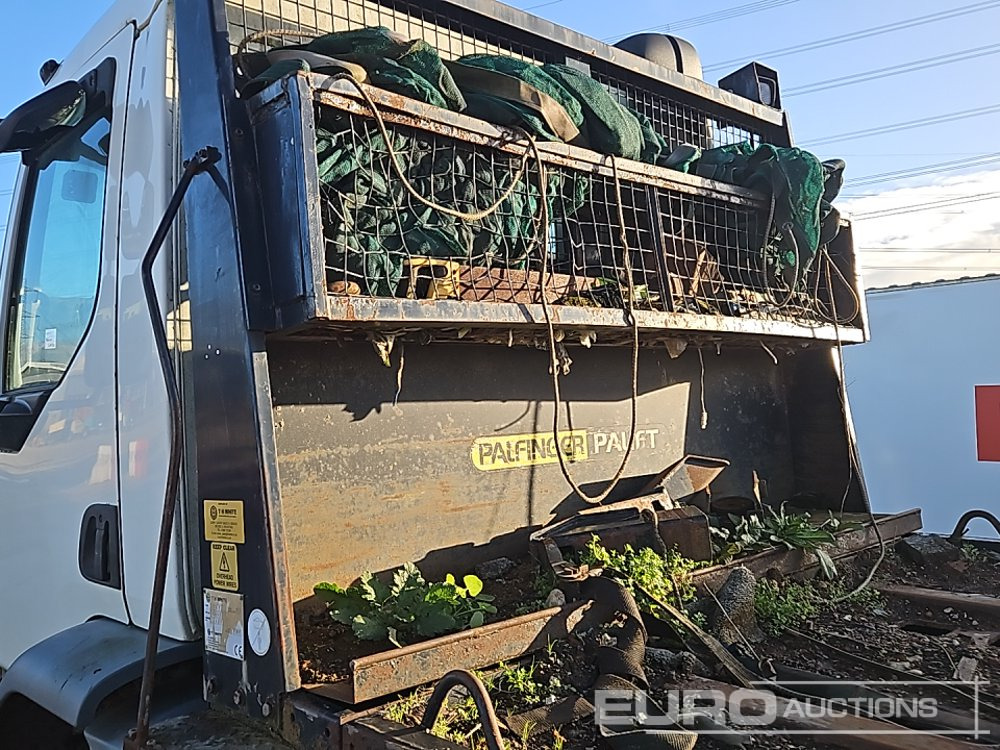 شاحنات قابلة للفك شاحنة 2008 DAF LF55.220: صور 19