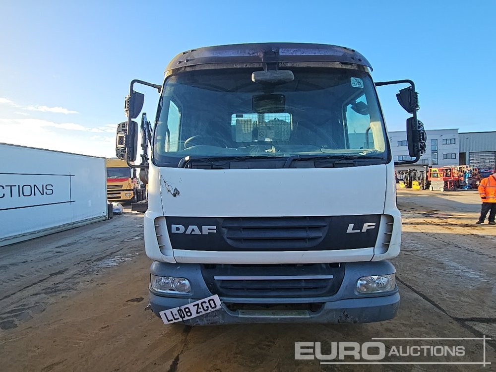 شاحنات قابلة للفك شاحنة 2008 DAF LF55.220: صور 8