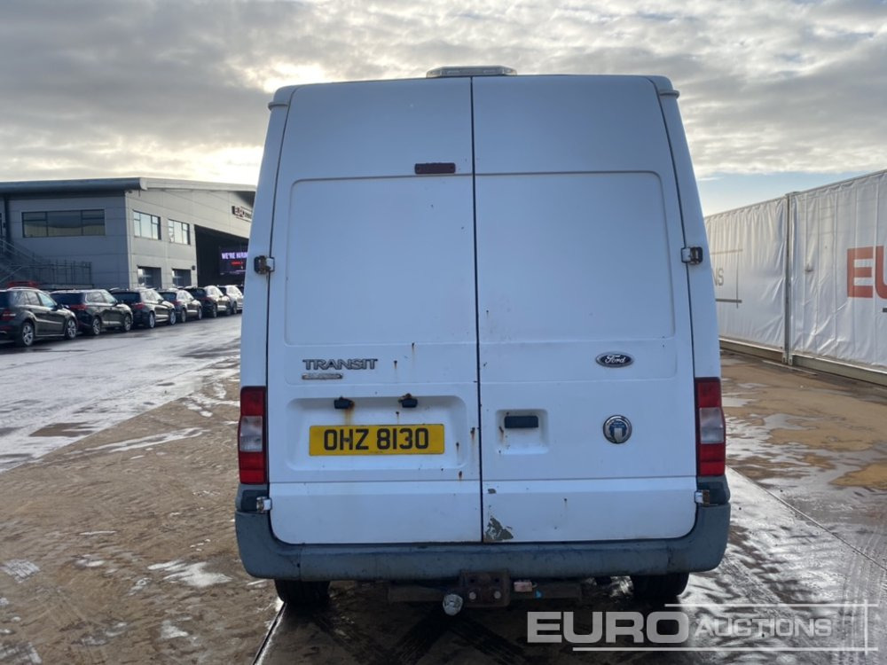 2008 Ford Transit 350 LWB - الشاحنات الصغيرة: صور 4 2008 Ford Transit 350 LWB - الشاحنات الصغيرة: صور 4