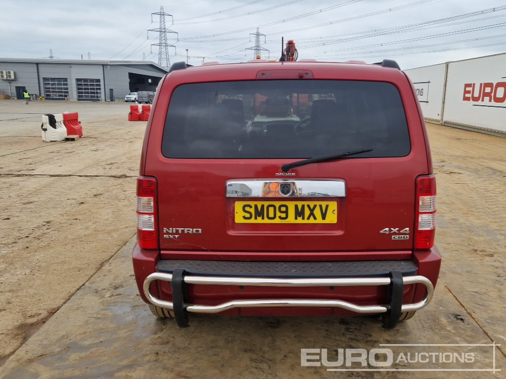 2009 Dodge Nitro - سيارة دفع رباعي: صور 4 2009 Dodge Nitro - سيارة دفع رباعي: صور 4