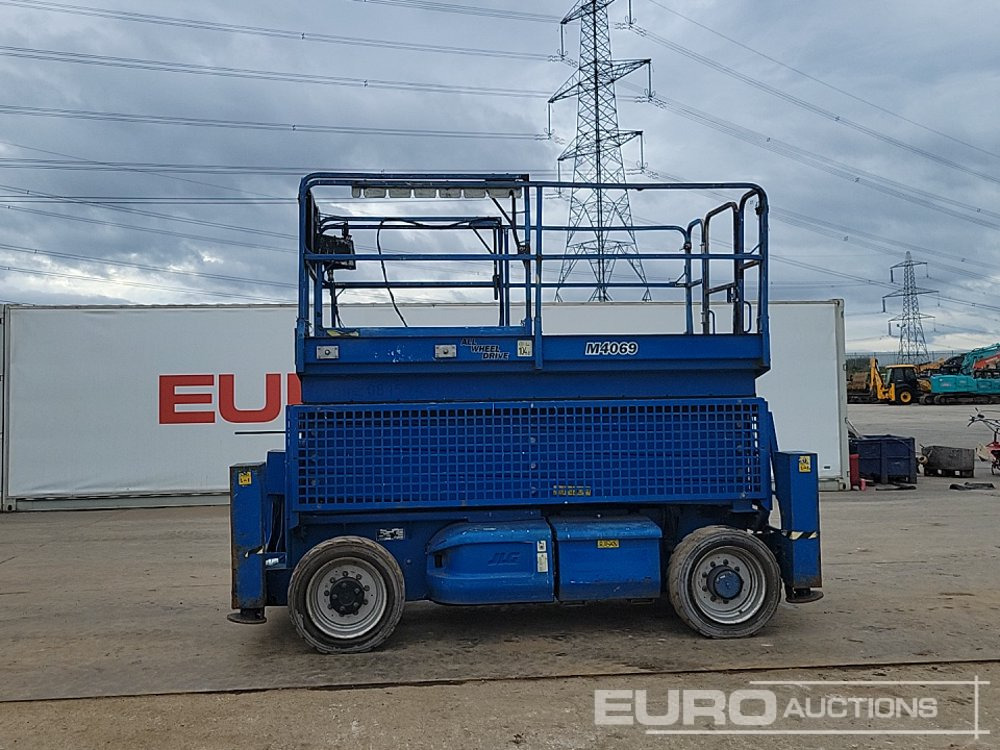 2010 JLG 4069LE - منصات هيدروليكية متنقلة: صور 2 2010 JLG 4069LE - منصات هيدروليكية متنقلة: صور 2
