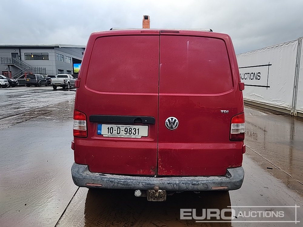 2010 Volkswagen Transporter - الشاحنات الصغيرة: صور 4 2010 Volkswagen Transporter - الشاحنات الصغيرة: صور 4