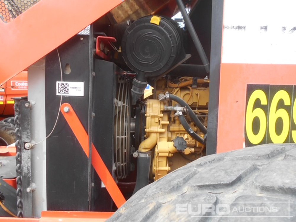 2011 CAT CS533XT Single Drum Vibrating Roller, A/C - مدحلة: صور 5 2011 CAT CS533XT Single Drum Vibrating Roller, A/C - مدحلة: صور 5
