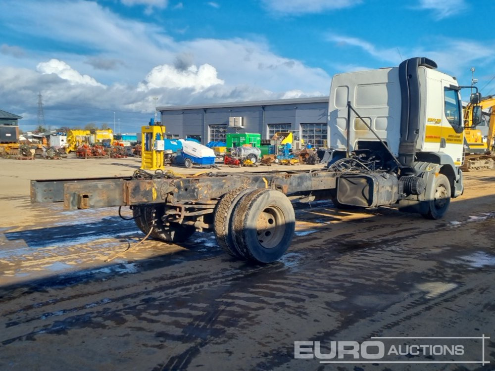 2011 DAF LF55.180 - الشاسيه شاحنة: صور 5 2011 DAF LF55.180 - الشاسيه شاحنة: صور 5