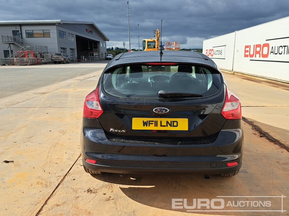2011 Ford Focus - سيارة: صور 4 2011 Ford Focus - سيارة: صور 4