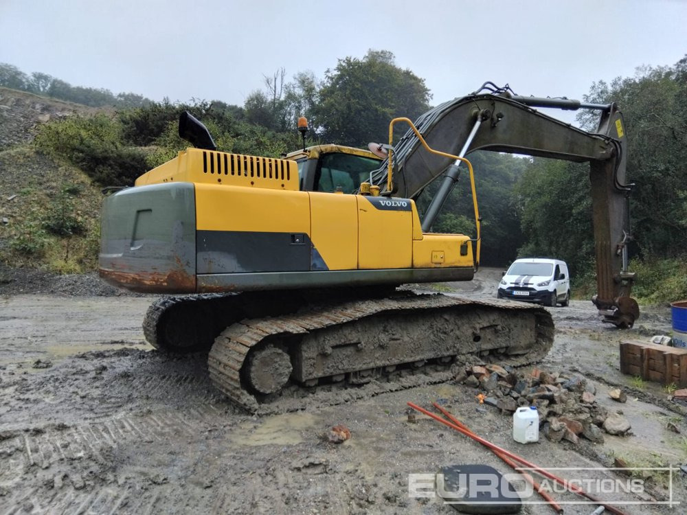 2011 Volvo EC250DL - حفارات زحافة: صور 3 2011 Volvo EC250DL - حفارات زحافة: صور 3