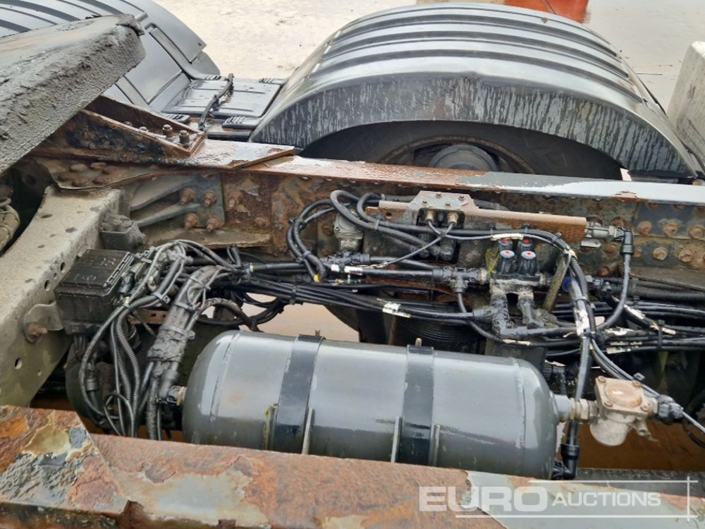 شاحنة جرار 2011 Volvo FH460: صور 21
