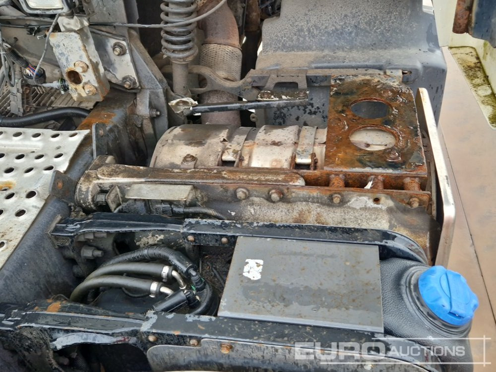 شاحنة جرار 2011 Volvo FH460: صور 16