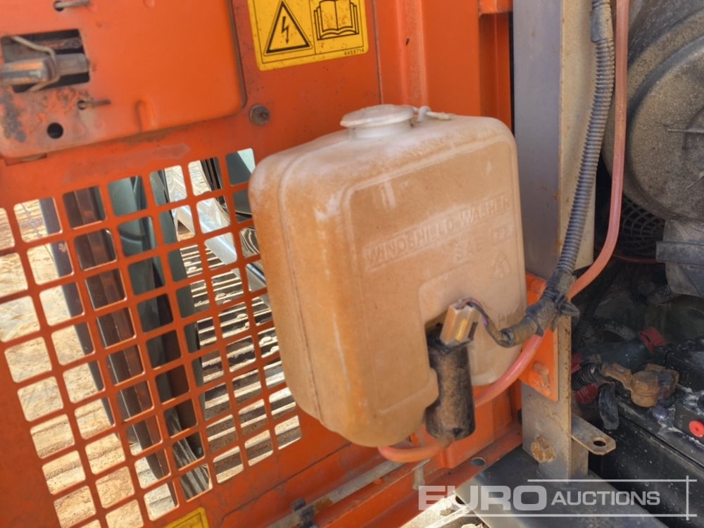 حفارات زحافة 2012 Hitachi ZX135US-3: صور 40