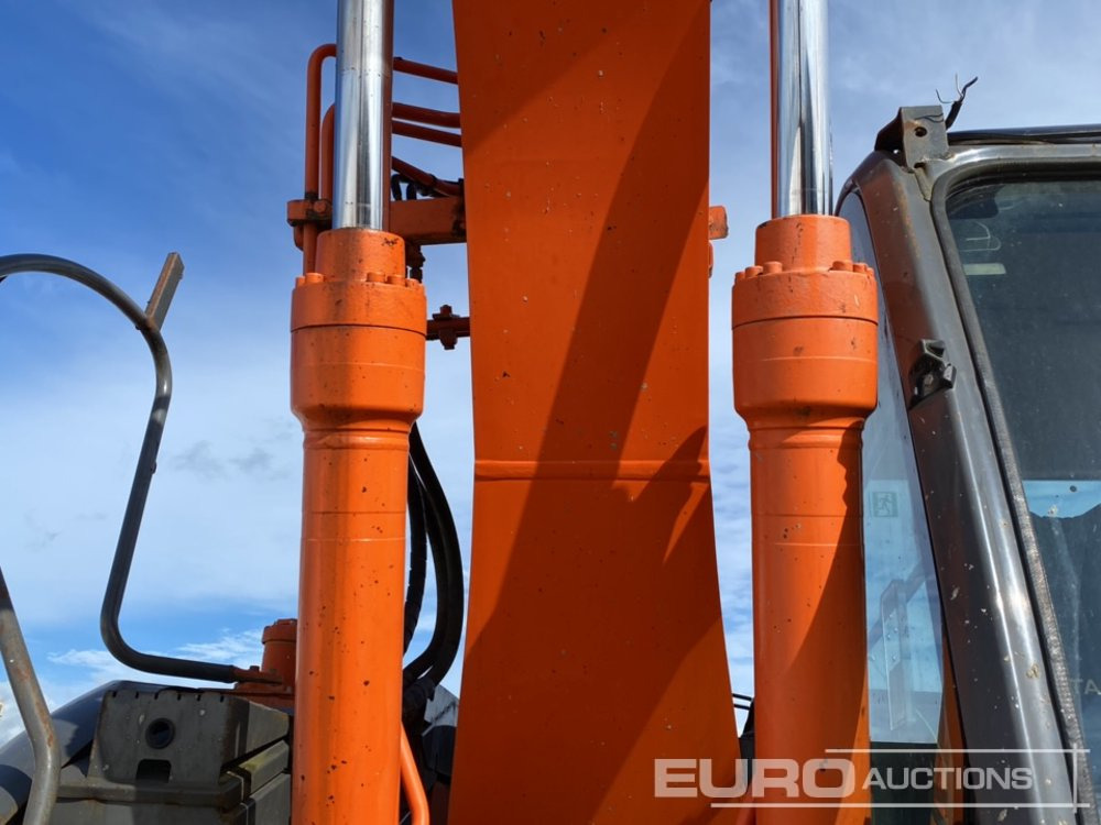 حفارات زحافة 2012 Hitachi ZX135US-3: صور 25
