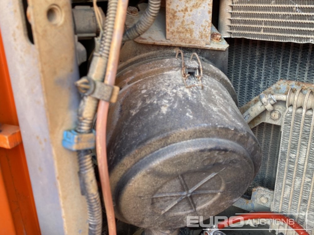 حفارات زحافة 2012 Hitachi ZX135US-3: صور 46
