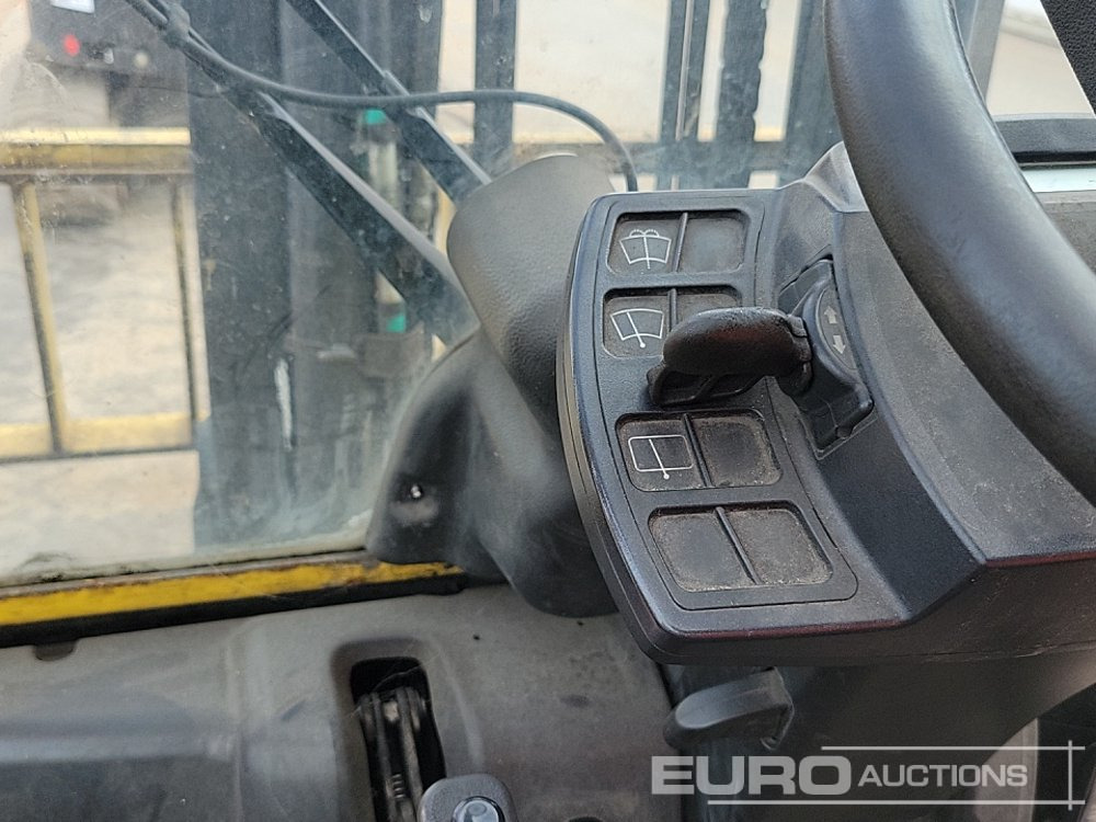 رافعة شوكية 2012 Hyster H5.5FT: صور 35