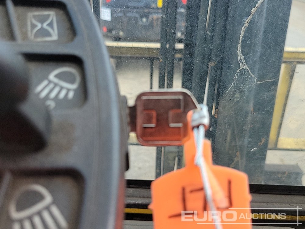 رافعة شوكية 2012 Hyster H5.5FT: صور 40