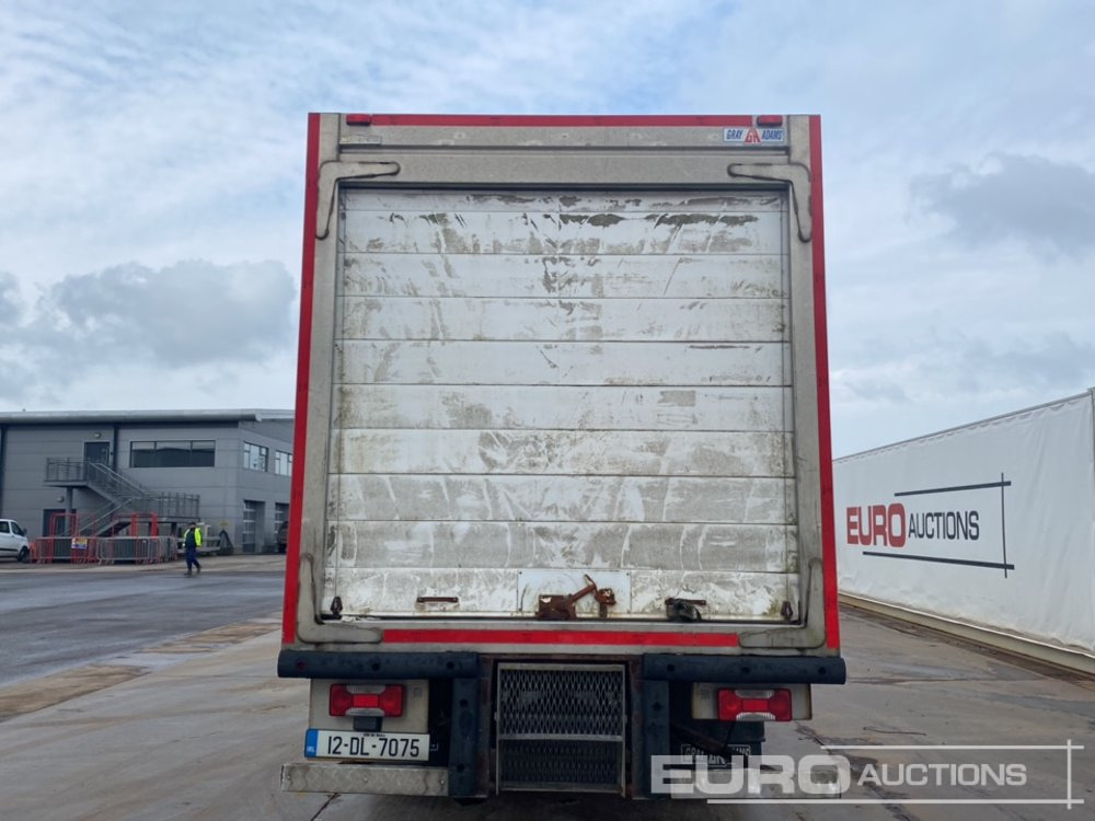 2012 Iveco Fridge Box Van, 6 Speed, Twin Sidedoors, Thermoking Equipment - الشاحنات الصغيرة: صور 4 2012 Iveco Fridge Box Van, 6 Speed, Twin Sidedoors, Thermoking Equipment - الشاحنات الصغيرة: صور 4