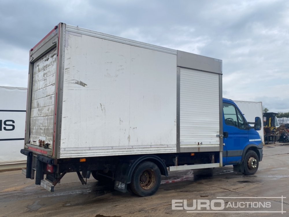 2012 Iveco Fridge Box Van, 6 Speed, Twin Sidedoors, Thermoking Equipment - الشاحنات الصغيرة: صور 5 2012 Iveco Fridge Box Van, 6 Speed, Twin Sidedoors, Thermoking Equipment - الشاحنات الصغيرة: صور 5