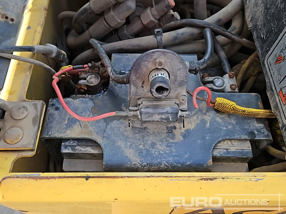 آلة أسفلت 2013 Bomag BMP8500: صور 36