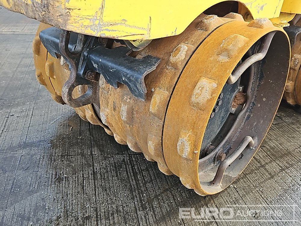 آلة أسفلت 2013 Bomag BMP8500: صور 9