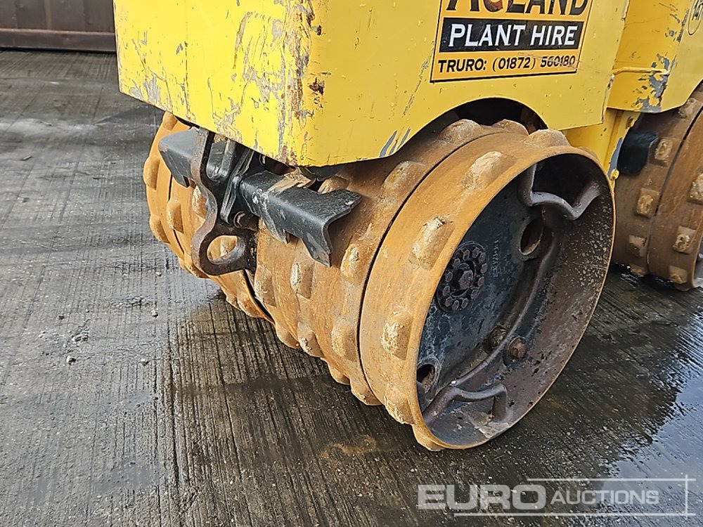 آلة أسفلت 2013 Bomag BMP8500: صور 13