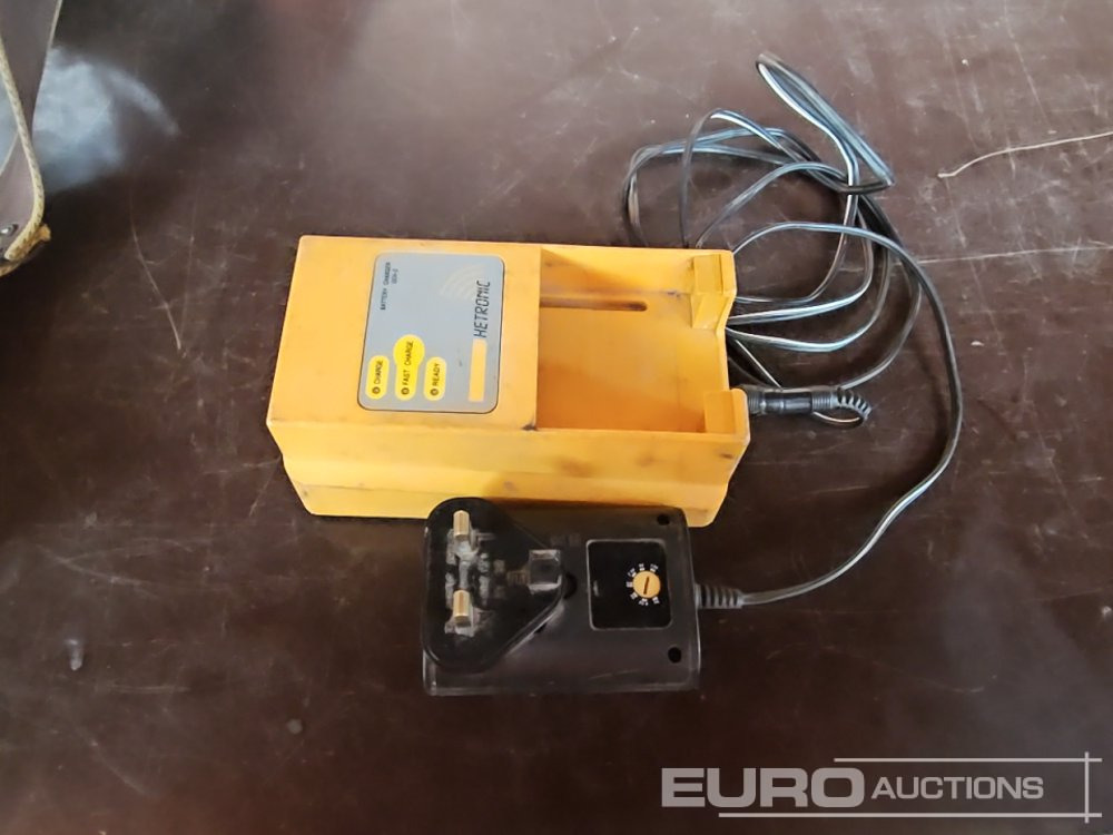 آلة أسفلت 2013 Bomag BMP8500: صور 44