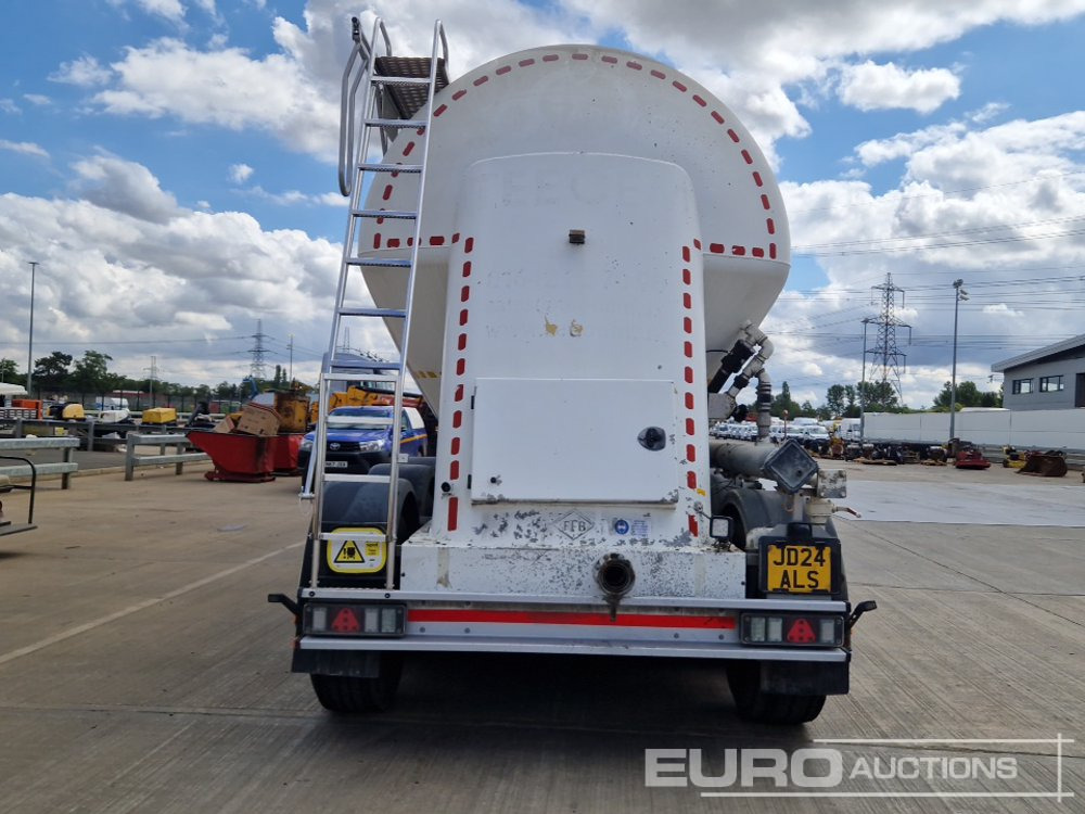 2013 Feldbinder Tri Axle Tanker Trailer - نصف مقطورة صهريج: صور 4 2013 Feldbinder Tri Axle Tanker Trailer - نصف مقطورة صهريج: صور 4