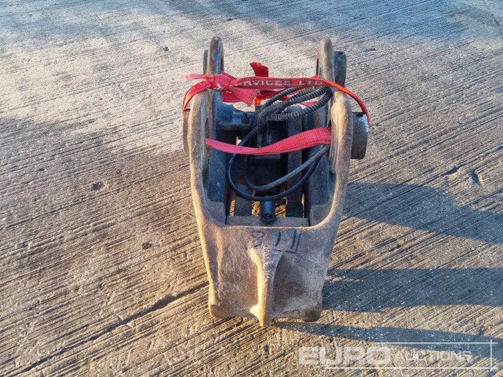 2013 Miller Hydraulic Double Lock Quick Hitch 80mm Pin to suit 20 Ton Excavator - وصلة الربط للمعدات المعلقة: صور 4 2013 Miller Hydraulic Double Lock Quick Hitch 80mm Pin to suit 20 Ton Excavator - وصلة الربط للمعدات المعلقة: صور 4