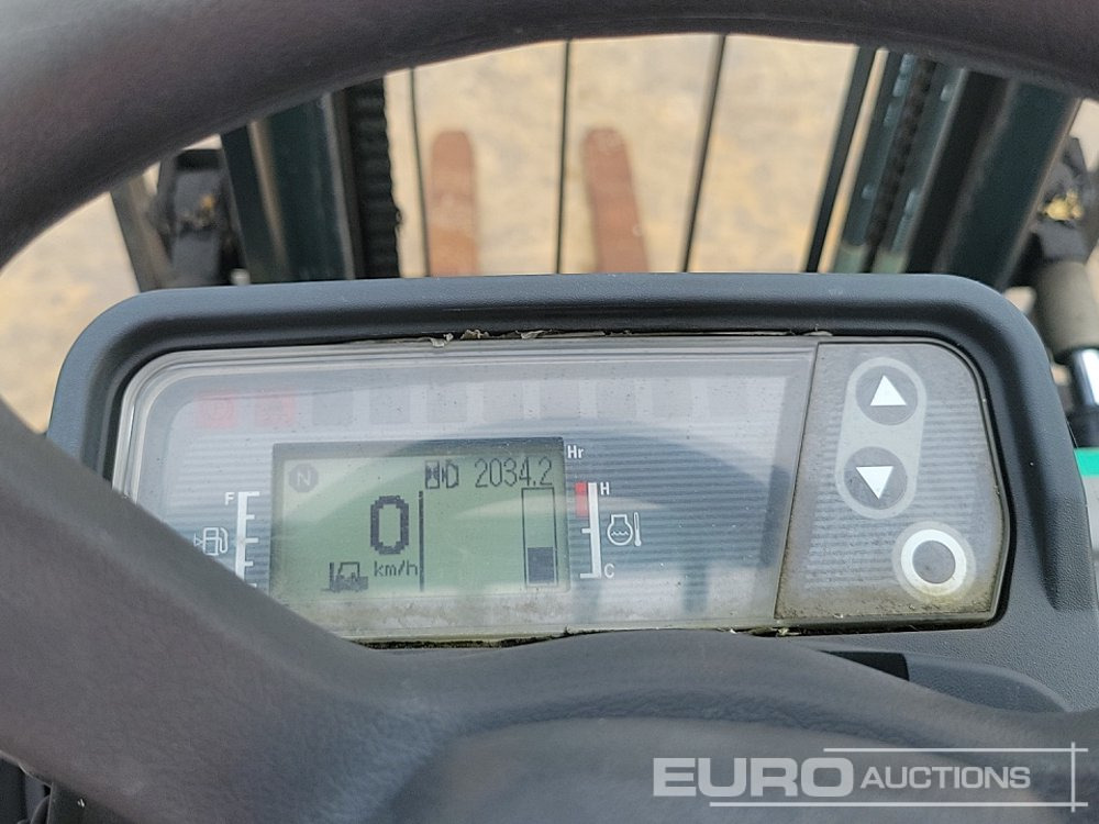 رافعة شوكية 2013 Mitsubishi FG25N: صور 31