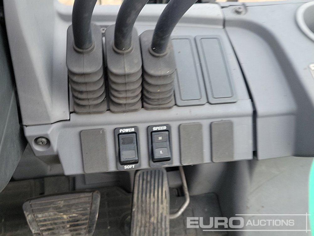 رافعة شوكية 2013 Mitsubishi FG25N: صور 26
