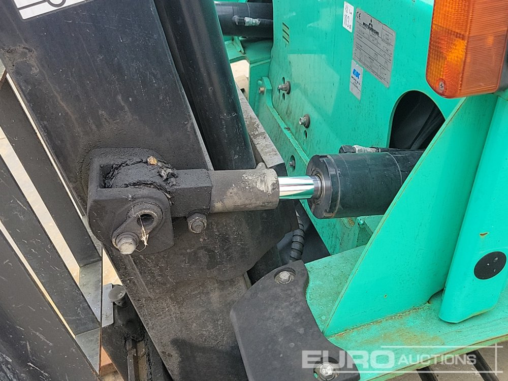 رافعة شوكية 2013 Mitsubishi FG25N: صور 19