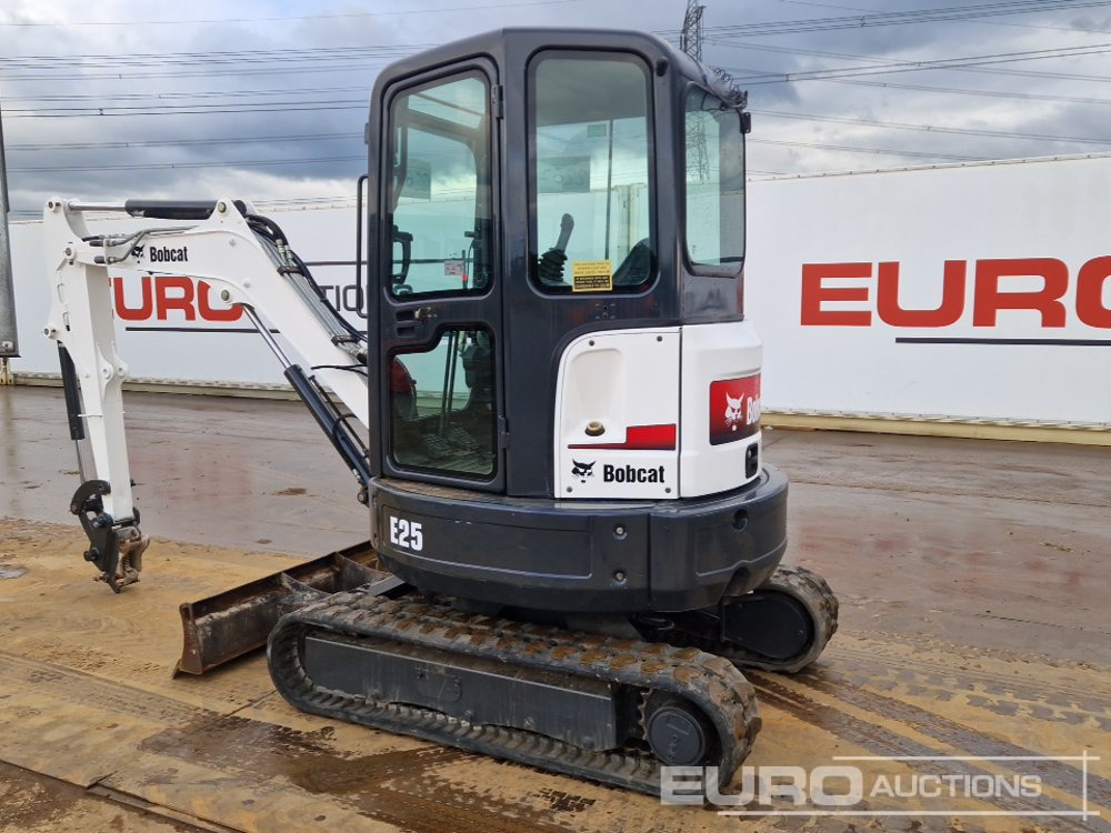 2014 Bobcat E25 - حفارة مصغرة: صور 3 2014 Bobcat E25 - حفارة مصغرة: صور 3