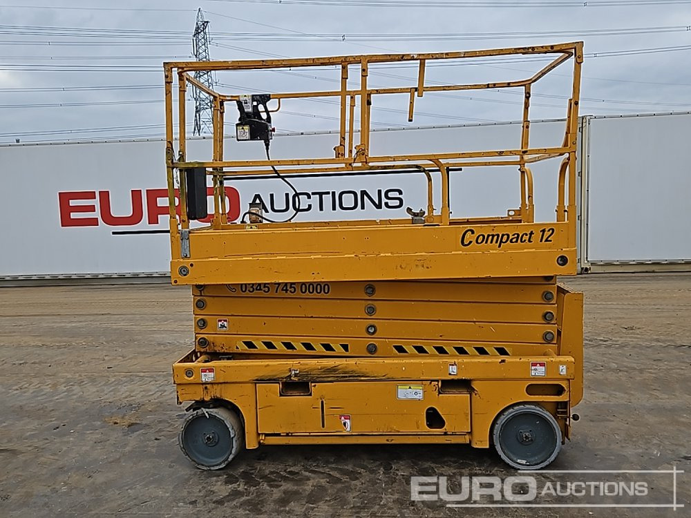 2014 Haulotte Compact 12 - منصات هيدروليكية متنقلة: صور 2 2014 Haulotte Compact 12 - منصات هيدروليكية متنقلة: صور 2
