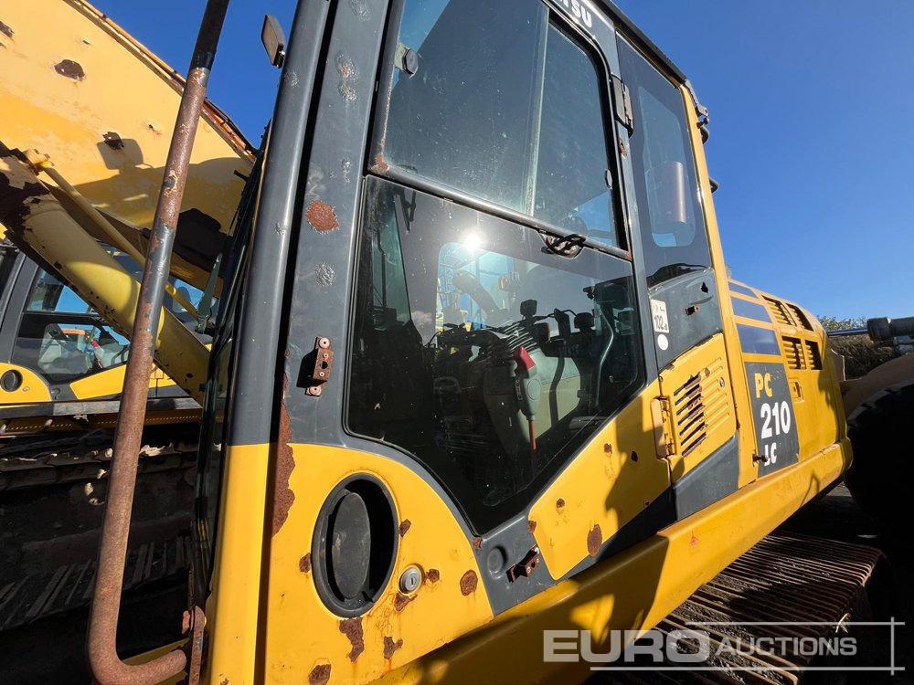 2014 Komatsu PC210LC-10 - حفارات زحافة: صور 3 2014 Komatsu PC210LC-10 - حفارات زحافة: صور 3