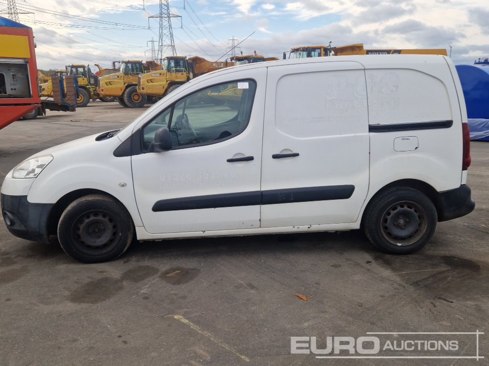 2014 Peugeot Partner - فان المدمجة: صور 2 2014 Peugeot Partner - فان المدمجة: صور 2