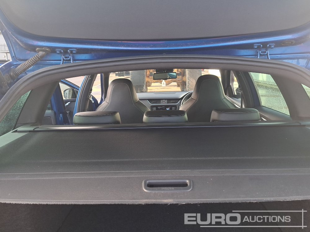 سيارة 2014 Skoda Octavia: صور 20