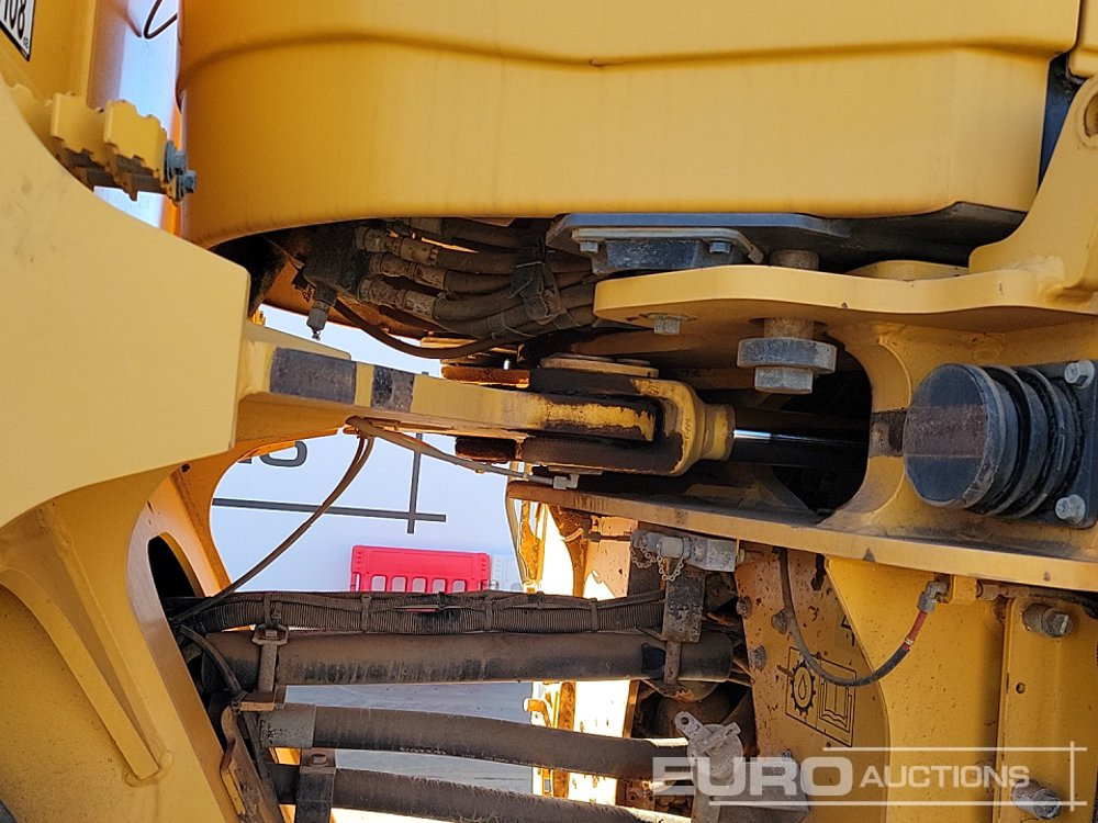 اللودر بعجل 2014 Volvo L150H: صور 29