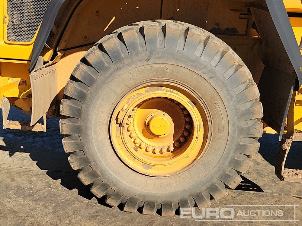اللودر بعجل 2014 Volvo L150H: صور 12