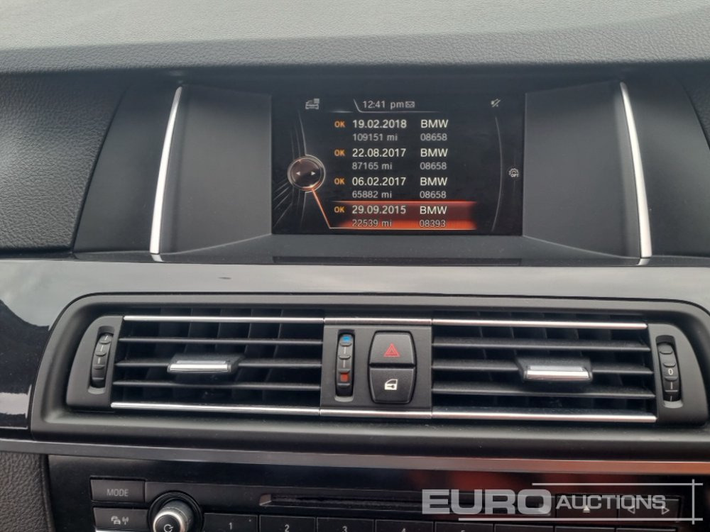 سيارة 2015 BMW 530D: صور 30 سيارة 2015 BMW 530D: صور 30