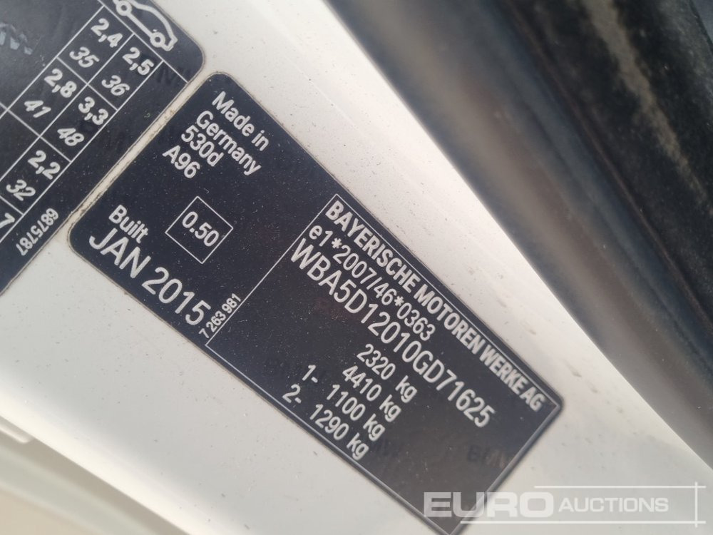 سيارة 2015 BMW 530D: صور 35 سيارة 2015 BMW 530D: صور 35