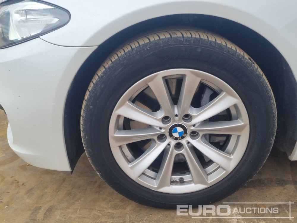 سيارة 2015 BMW 530D: صور 9 سيارة 2015 BMW 530D: صور 9