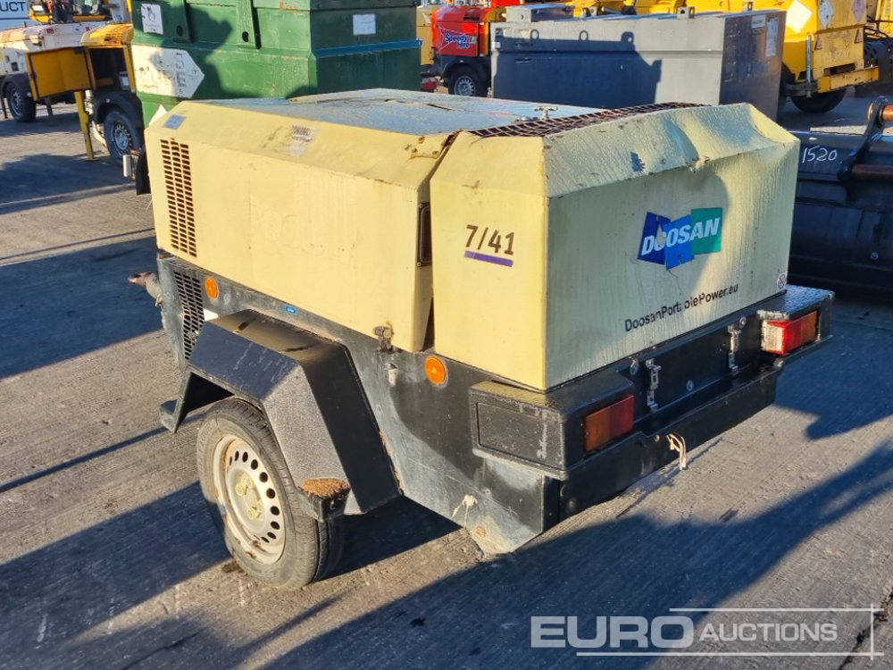 2015 Doosan 741 - ضاغط الهواء: صور 3 2015 Doosan 741 - ضاغط الهواء: صور 3