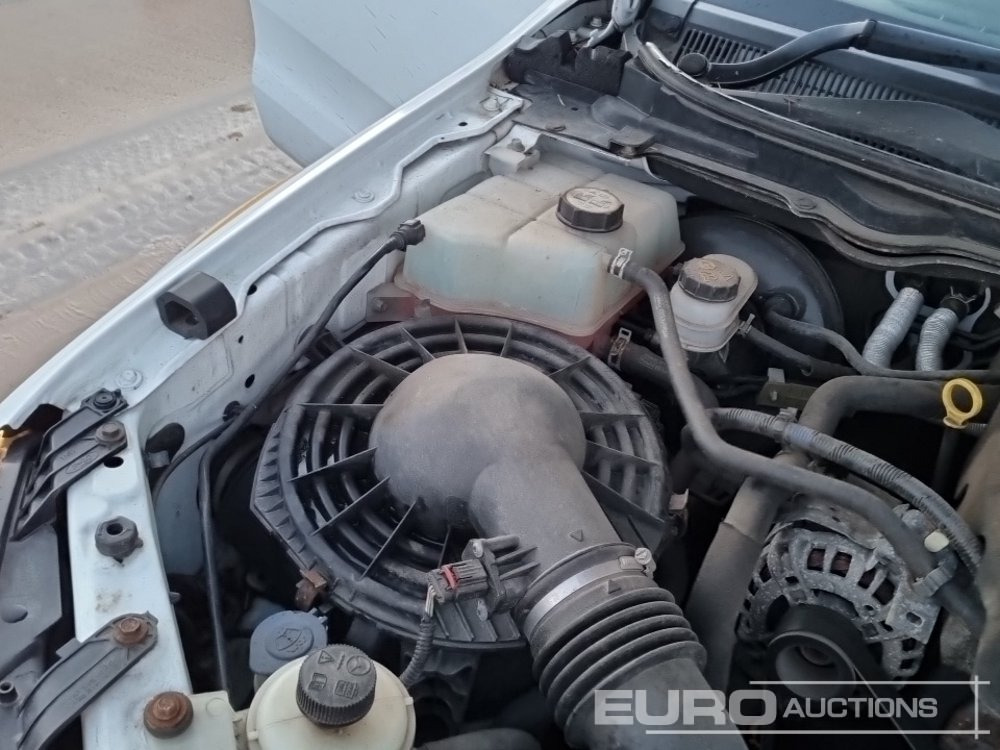 شاحنة البيك أب 2015 Ford Ranger: صور 18