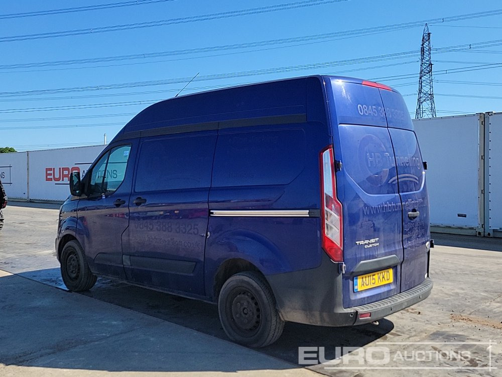 2015 Ford Transit Custom 290 - الشاحنات الصغيرة: صور 3 2015 Ford Transit Custom 290 - الشاحنات الصغيرة: صور 3