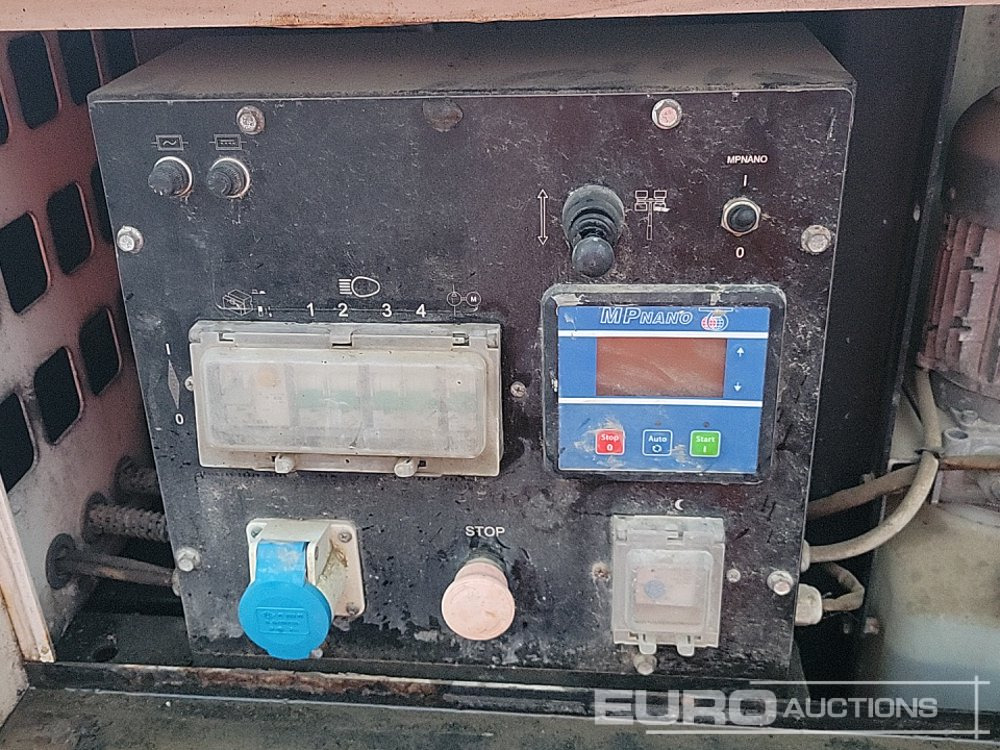 ابراج اضاءة 2015 Generac VB-9: صور 14