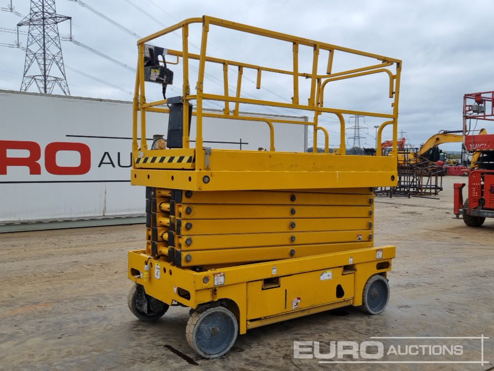 2015 Haulotte Compact 14 - منصات هيدروليكية متنقلة: صور 1 2015 Haulotte Compact 14 - منصات هيدروليكية متنقلة: صور 1