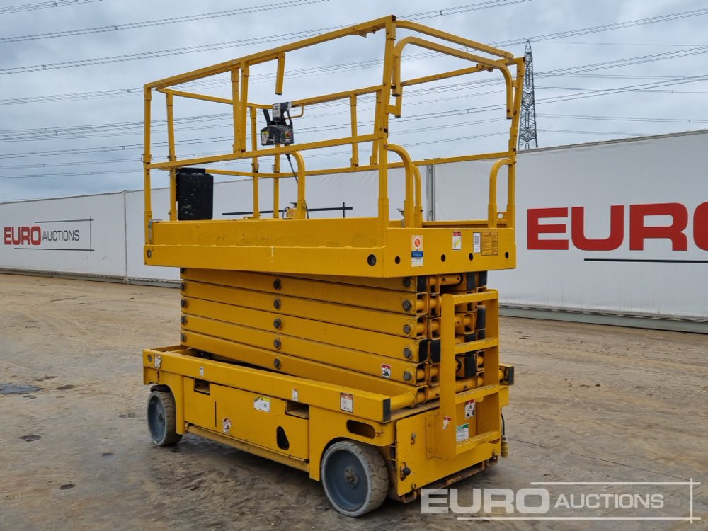 2015 Haulotte Compact 14 - منصات هيدروليكية متنقلة: صور 3 2015 Haulotte Compact 14 - منصات هيدروليكية متنقلة: صور 3