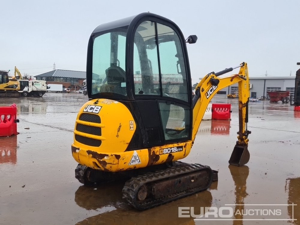 2015 JCB 8018CTS - حفارة مصغرة: صور 5 2015 JCB 8018CTS - حفارة مصغرة: صور 5