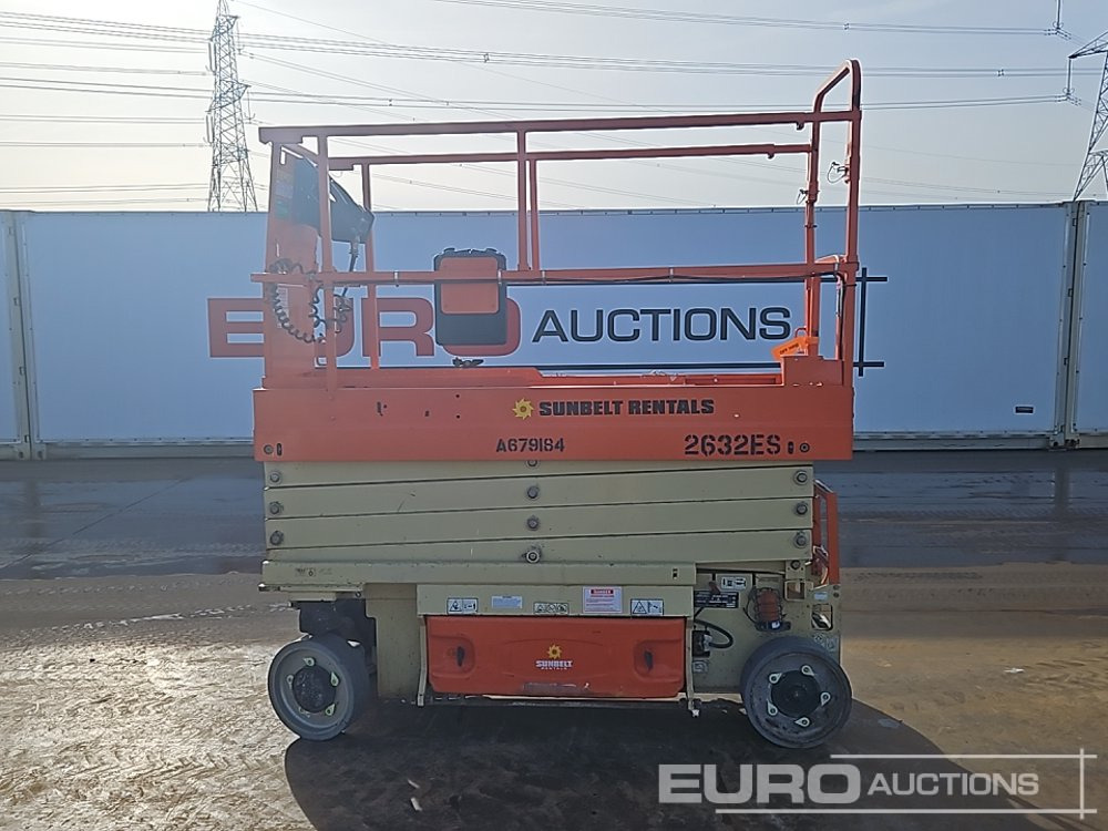 2015 JLG 2632ES - رافعات مقصية: صور 2 2015 JLG 2632ES - رافعات مقصية: صور 2