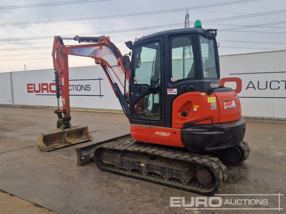 2015 Kubota KX057-4 - حفارة مصغرة: صور 3 2015 Kubota KX057-4 - حفارة مصغرة: صور 3