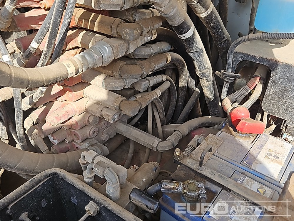حفارة مصغرة 2015 Takeuchi TB260: صور 45