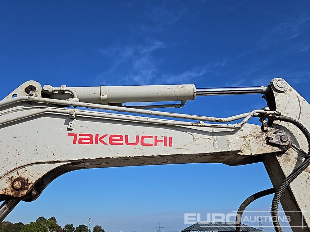 حفارة مصغرة 2015 Takeuchi TB260: صور 24